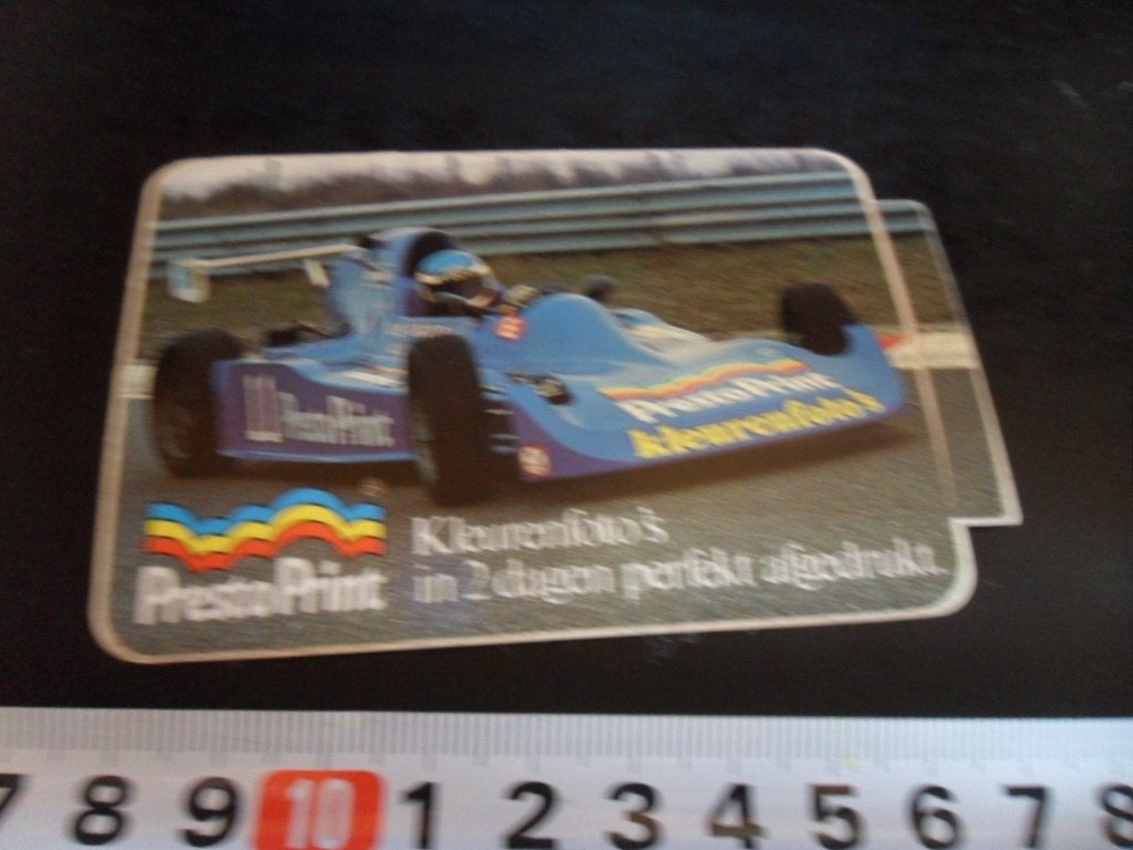 sticker presto print kleurenfoto's in 2 dagen - race auto, Verzamelen, Stickers, Zo goed als nieuw, Ophalen