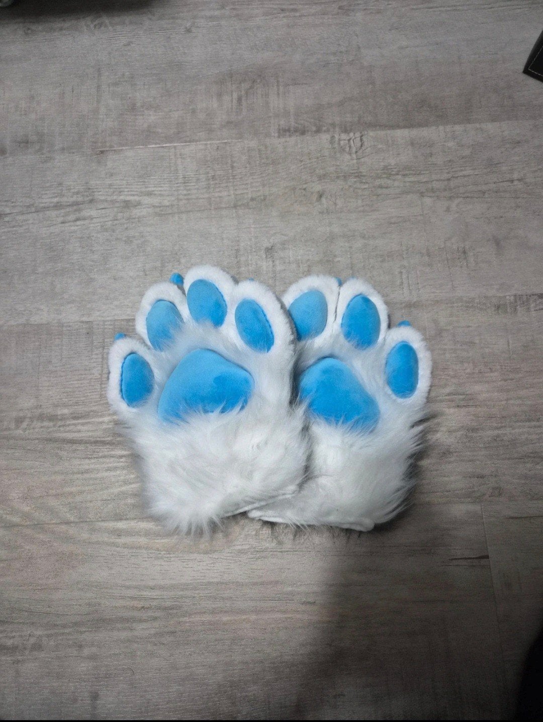 Fursuit Paws van MeowFursuits - Zo goed als nieuw, Ophalen of Verzenden, Zo goed als nieuw