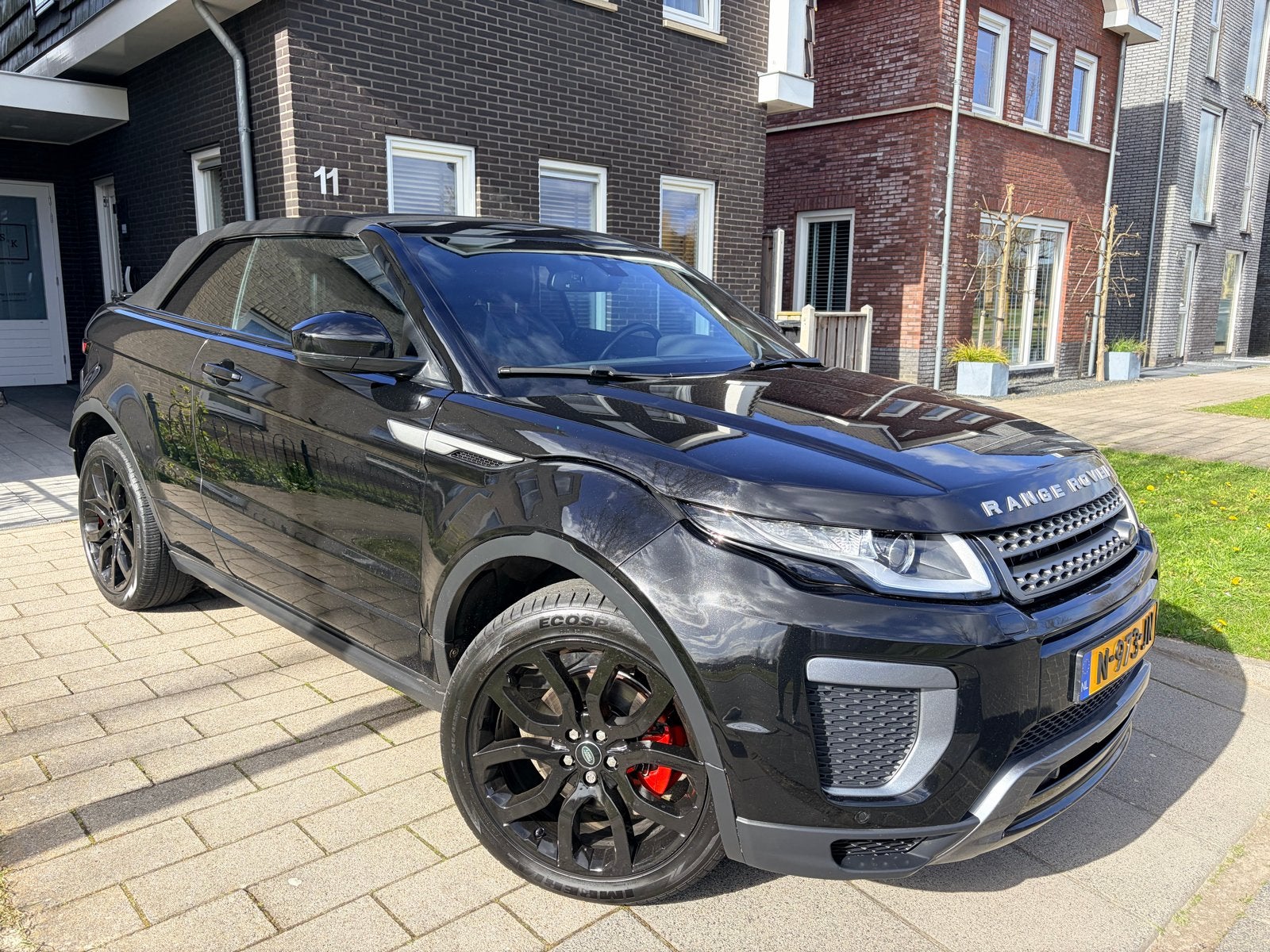 Land Rover Range Rover Evoque 2.0 TD4 4WD Convertible AUT, Auto's, Automaat, 2005 kg, 4 cilinders, 241 €/maand