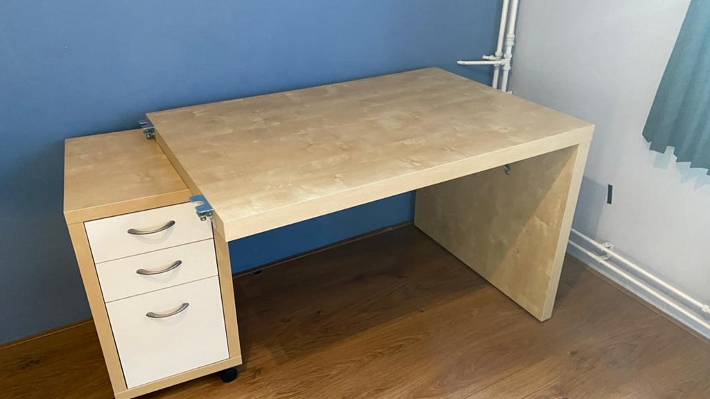 IKEA Expedit Bureau voor bevestiging aan Kalax kast, Ophalen, Gebruikt, Spaanplaat of MDF, In hoogte verstelbaar