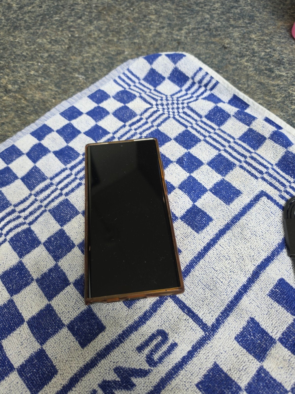 Foto 3 van Samsung galaxy s22 ultra zwart