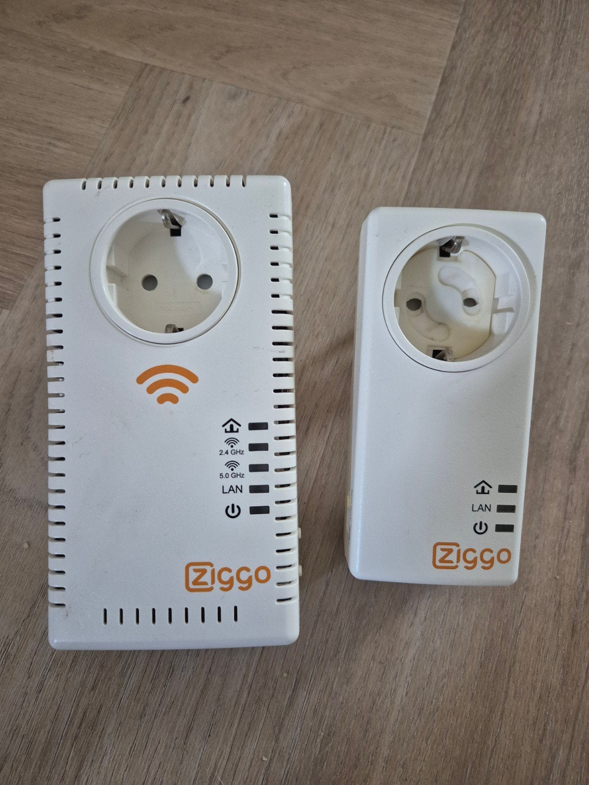 Ziggo Powerline WiFi Adapters (2 stuks), Ophalen of Verzenden, Gebruikt, Ziggo