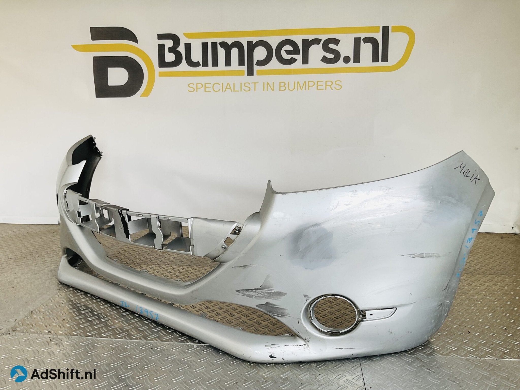 Bumper Peugeot 208 12-16 967279447700 Voorbumper 2-J2-13957z, Auto-onderdelen, Carrosserie en Plaatwerk, Bumper