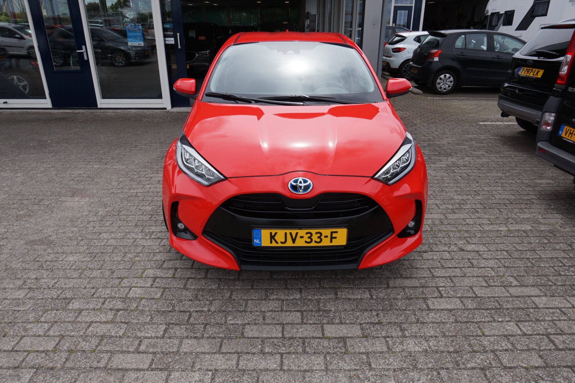 Toyota Yaris 1.5 Hybrid 115 Business , 4600km Incl 12 mnd bo, Auto's, 12 maanden, Gebruikt, 450 kg, 1490 cc