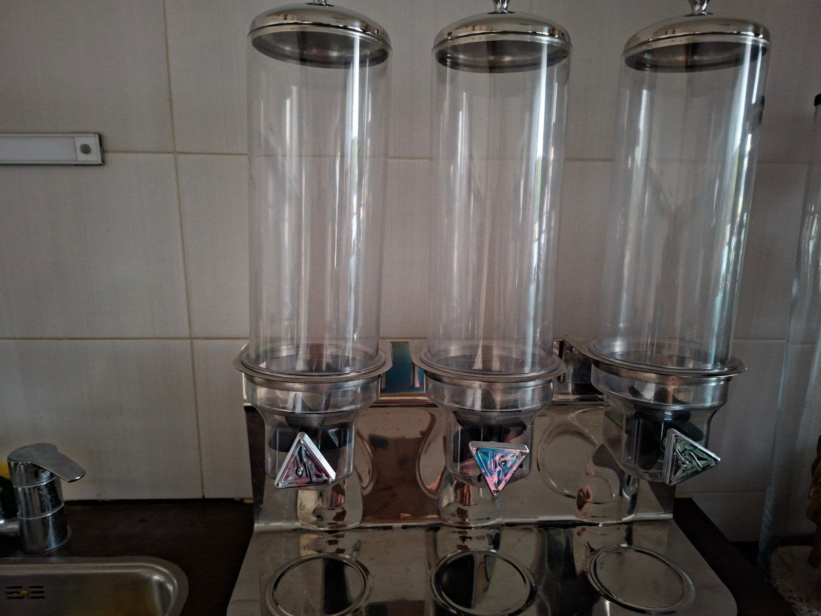 Cereal Dispenser - Drievoudige Graan Dispenser, Zilver, Ophalen of Verzenden, Metaal, Overige merken