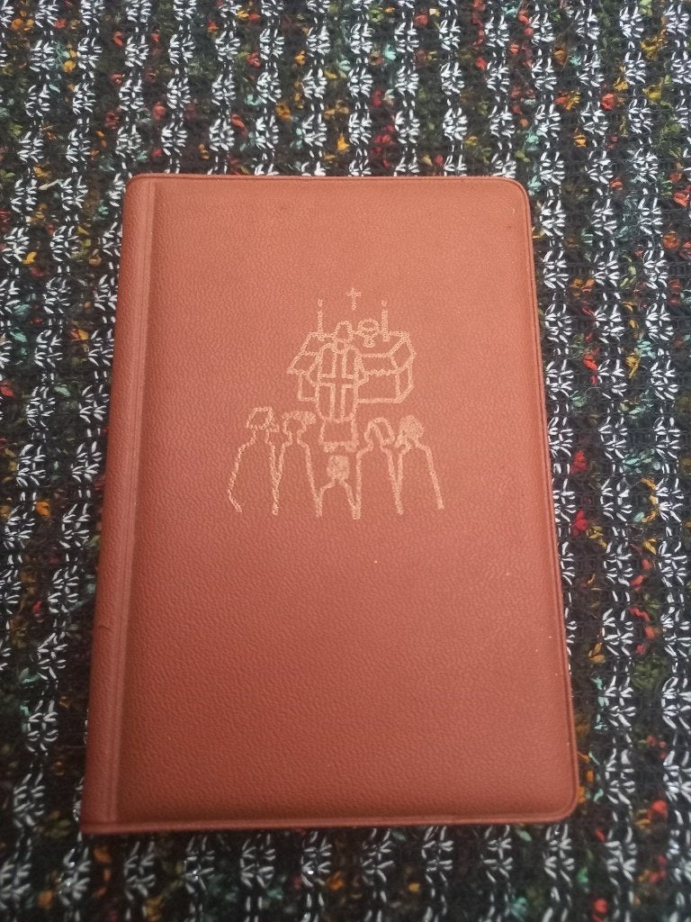 Wij Vieren De Mis - Gebeden voor Mis en Communie (1963), Ophalen of Verzenden, Zo goed als nieuw