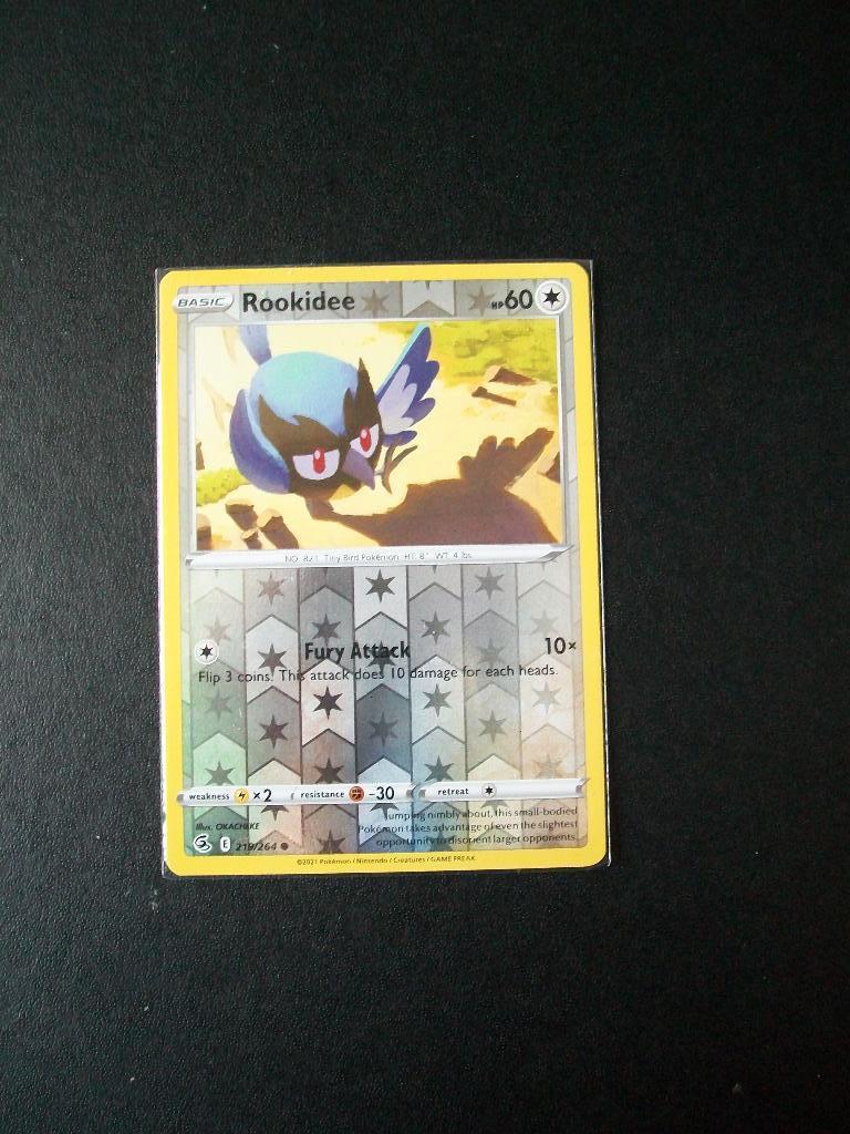 8575: nieuwe pokemonkaart holofoil ROOKIDEE HP 60 (219/264), Verzenden, Nieuw, Losse kaart, Foil