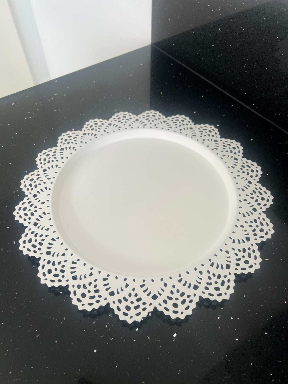 Ikea dienblad metaal wit, Ophalen of Verzenden, Zo goed als nieuw, Rond, Metaal