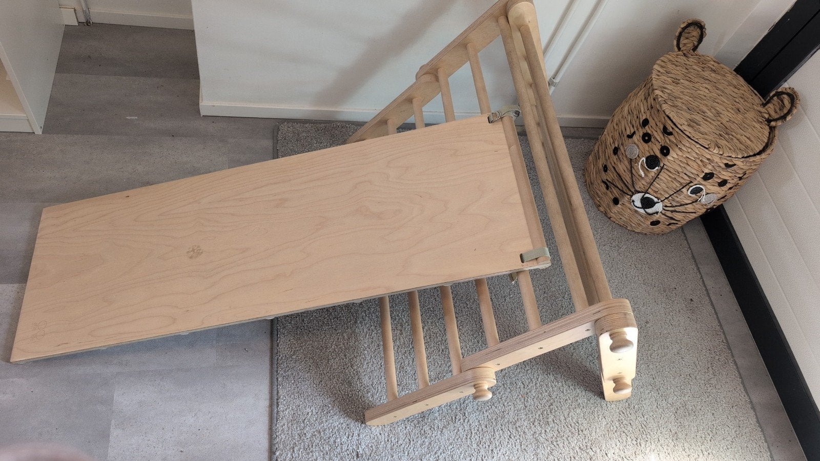 Creatief houten klimrek met glijbaan - merk: Ette Tete, Ophalen of Verzenden, Zo goed als nieuw, Glijbaan