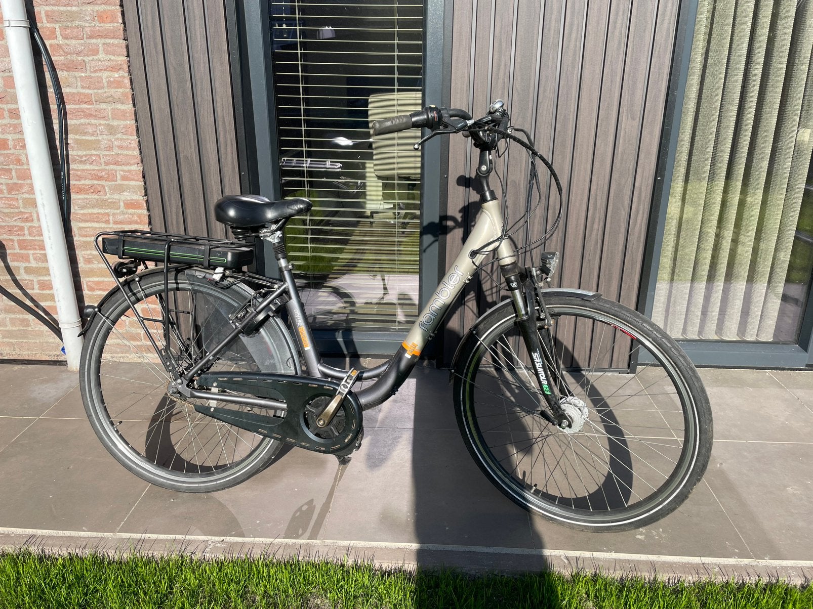 Rambler elektrische fiets defect damesfiets dames fiets, 51 tot 55 cm, Ophalen, Zo goed als nieuw, Overige merken