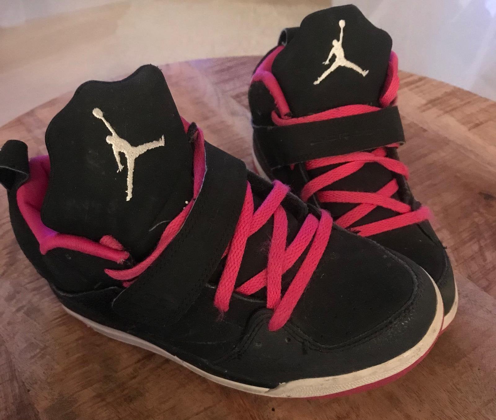 Jordans origineel, Kinderen en Baby's, Kinderkleding | Schoenen en Sokken, Ophalen of Verzenden, Zo goed als nieuw, Jongen of Meisje