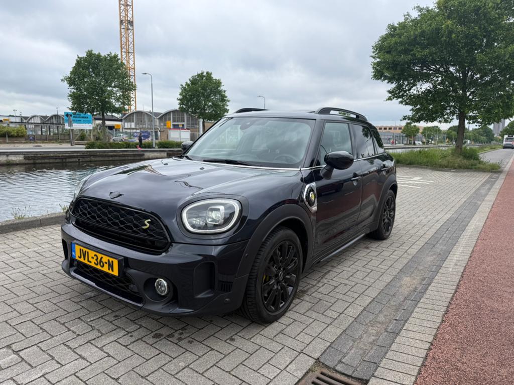 Mini Countryman 1.5 Cooper SE ALL4 Pano|Memory|HK, Auto's, Automaat, 125 pk, Zwart, Countryman