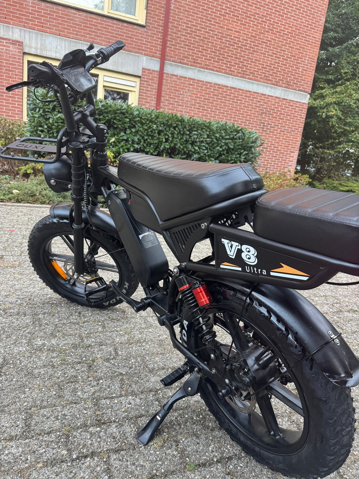 Fatbike v8 ultra met 2 acus, Ophalen, Zo goed als nieuw