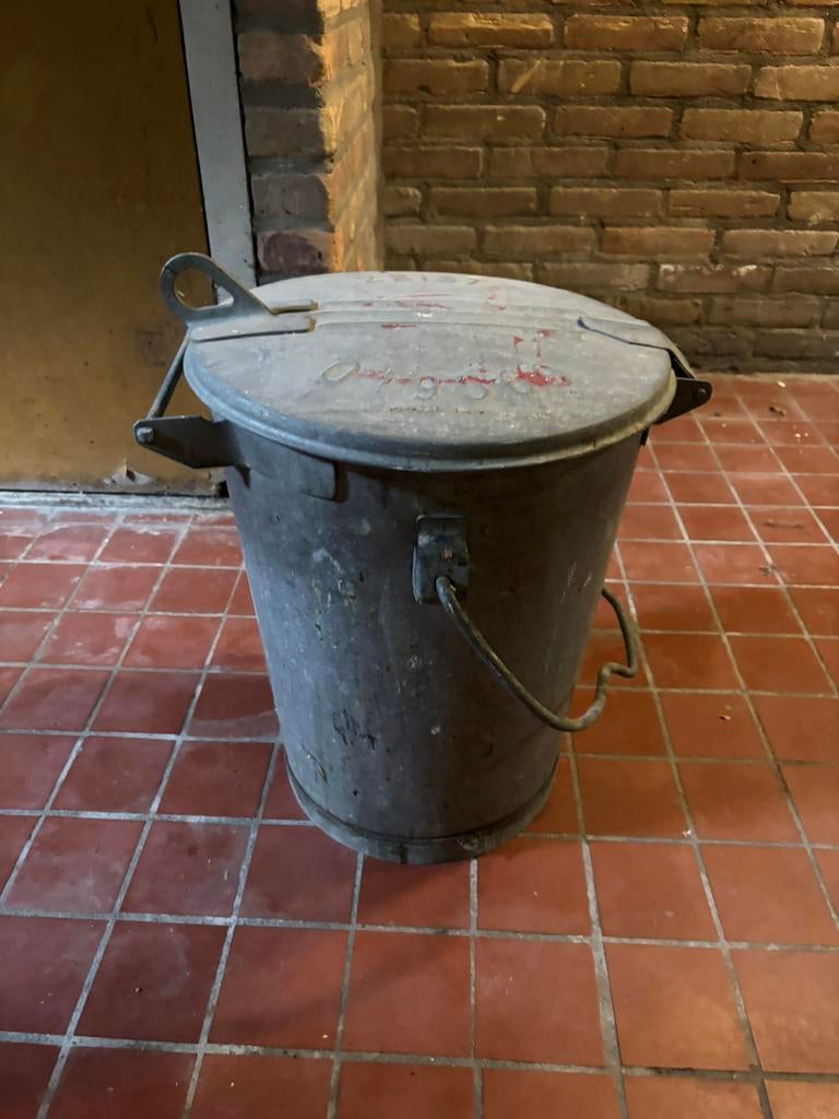Vintage zinken vuilnisemmer ‘Zeist’, Ophalen, Gebruikt, Overige materialen, Minder dan 50 cm