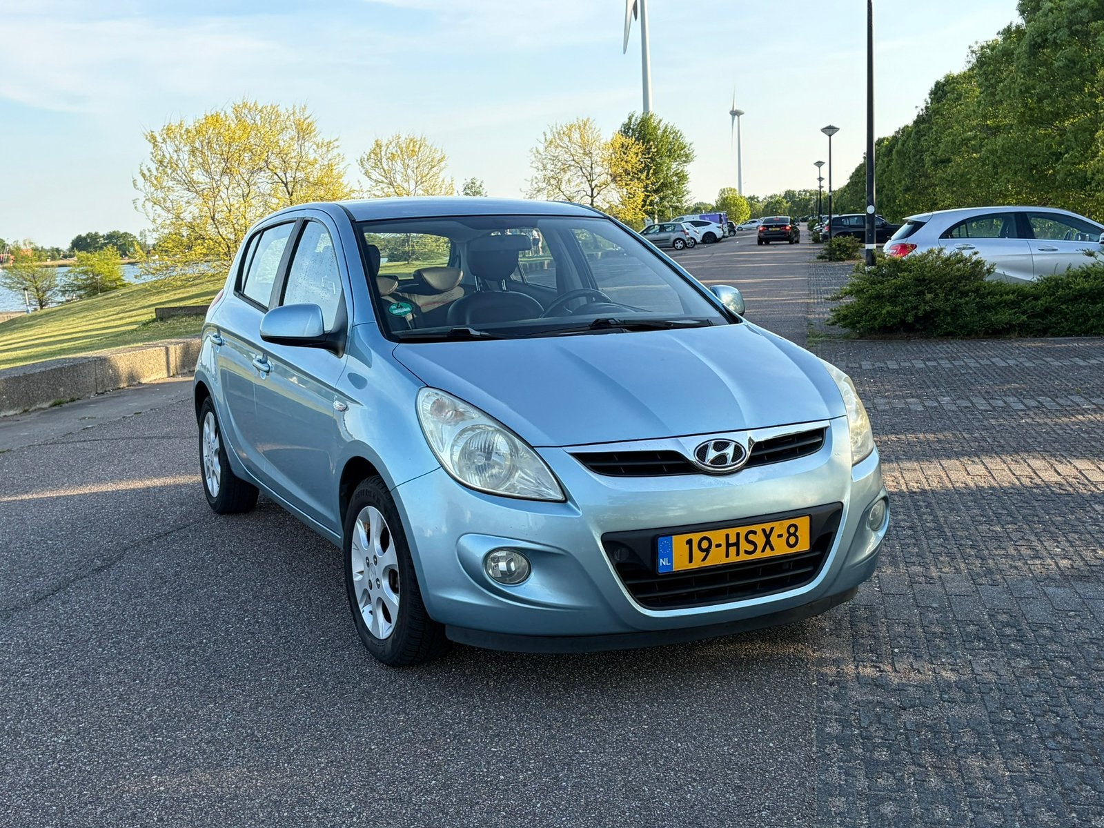 Hyundai i20 1.4 5-DRS 2009 Blauw | Airco & CarPlay, 40 €/maand, Zwart, 4 cilinders, 1396 cc