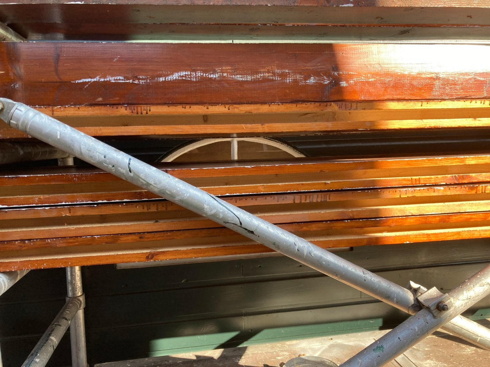21 gebruikte plafondbalken 14x6,5 cm, Doe-het-zelf en Verbouw, Hout en Planken, Ophalen, Gebruikt, Balk, Overige houtsoorten