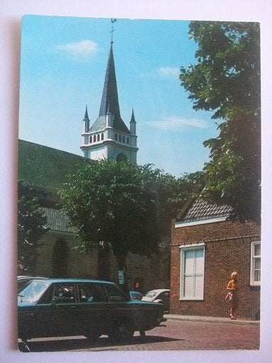 R04 Ommen - Plein met Hervormde kerk - 1976, Verzenden, 1960 tot 1980, Gelopen, Overijssel