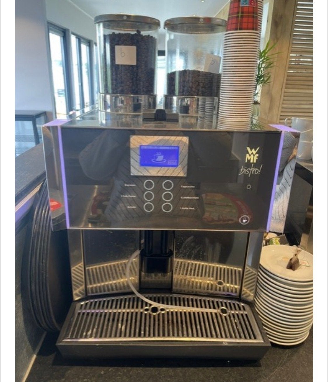 WMF Bistro Professionele Koffiemachine, Witgoed en Apparatuur, Koffiezetapparaten, Gebruikt, 10 kopjes of meer, Koffiemachine