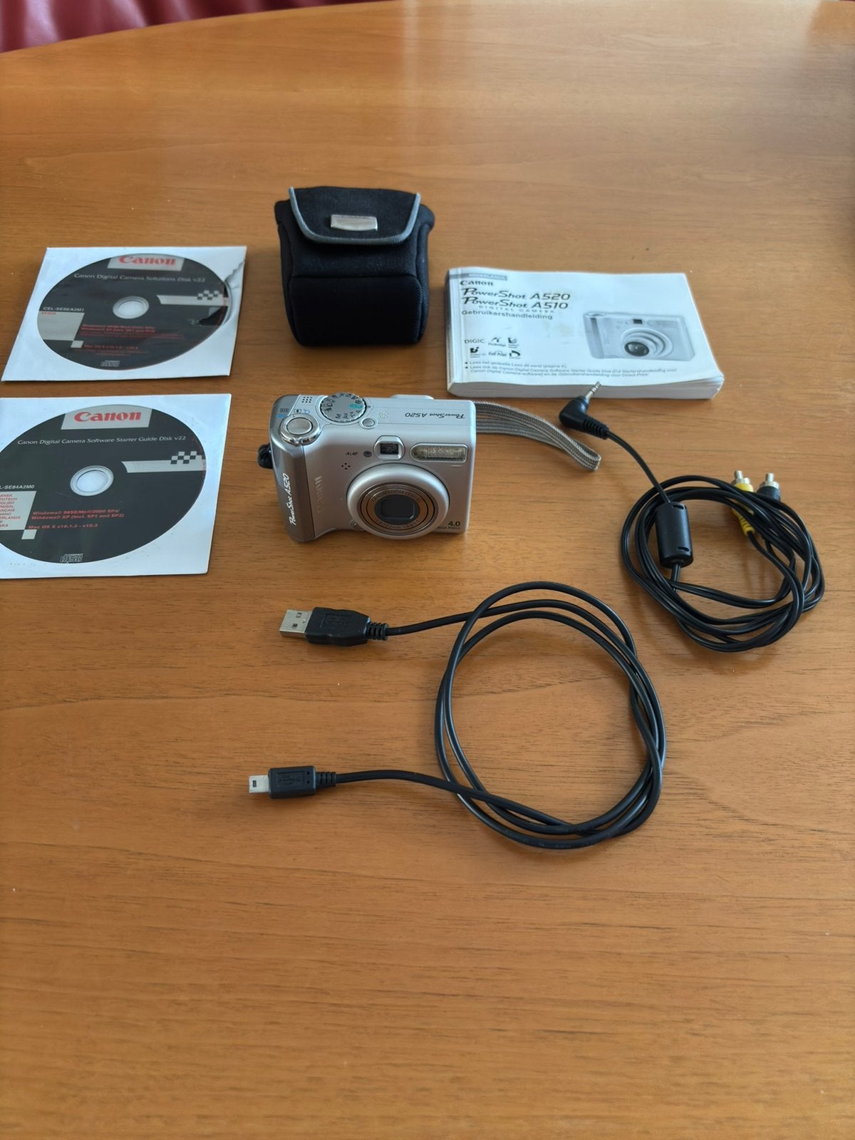 Canon PowerShot A520 Compactcamera met accessoires, Ingebouwde flitser, Canon, 4 megapixels, Ophalen of Verzenden