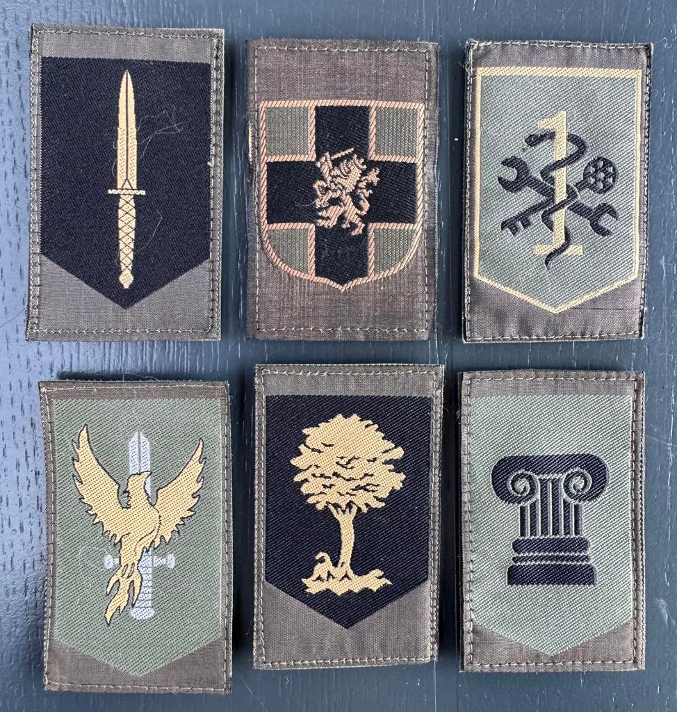 KL diverse mouwemblemen gvt, Verzamelen, Militaria | Algemeen, Ophalen of Verzenden, Landmacht, Nederland, Embleem of Badge