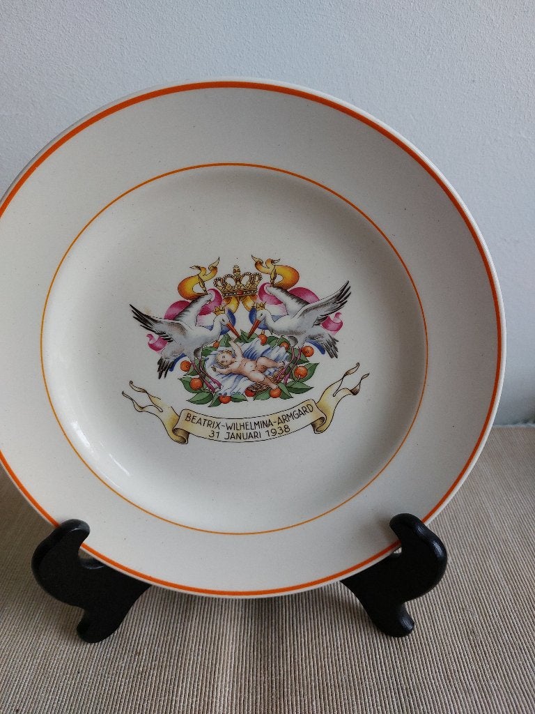 Geboortebord prinses Beatrix Wilhelmina 1938 Petrus Regout, Ophalen, Zo goed als nieuw, Nederland