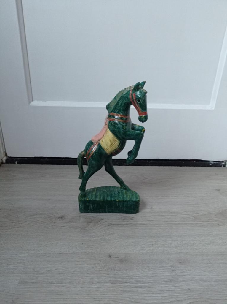 Vintage Hout hand Made paard hoogte 33 cm, Antiek en Kunst, Kunst | Niet-Westerse kunst, Ophalen of Verzenden