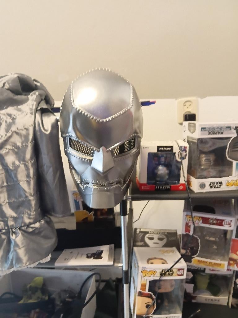 Dr doom masker dead pool en een tactische masker, Ophalen of Verzenden