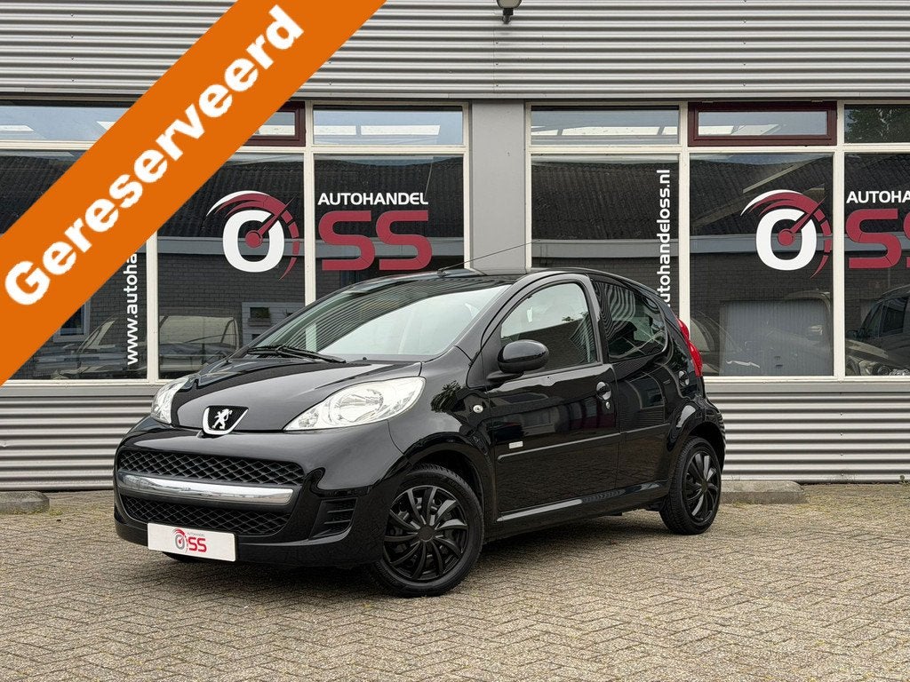 Peugeot 107 1.0-12V Millesim 200 | AIRCO | 5 DEURS |, Voorwielaandrijving, Euro 5, Gebruikt, 4 stoelen