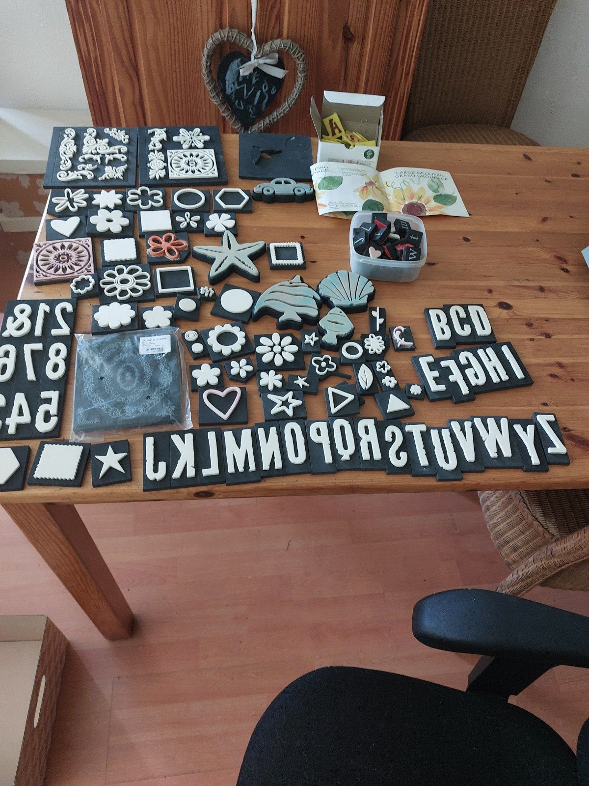 Foamstempels voor bedrukken van oa hout of textiel., Ophalen