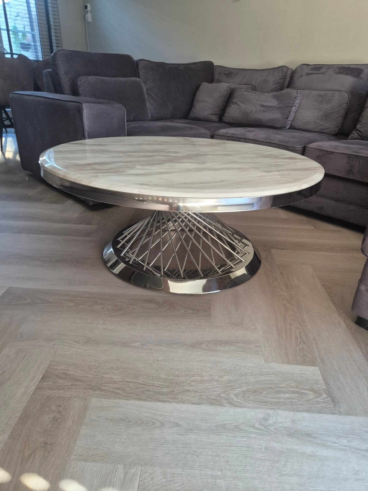 Ronde Design Tafel - Wit Marmerlook & Zilverkleurig Frame, Rond, Zo goed als nieuw, Metaal, 5 – 50
