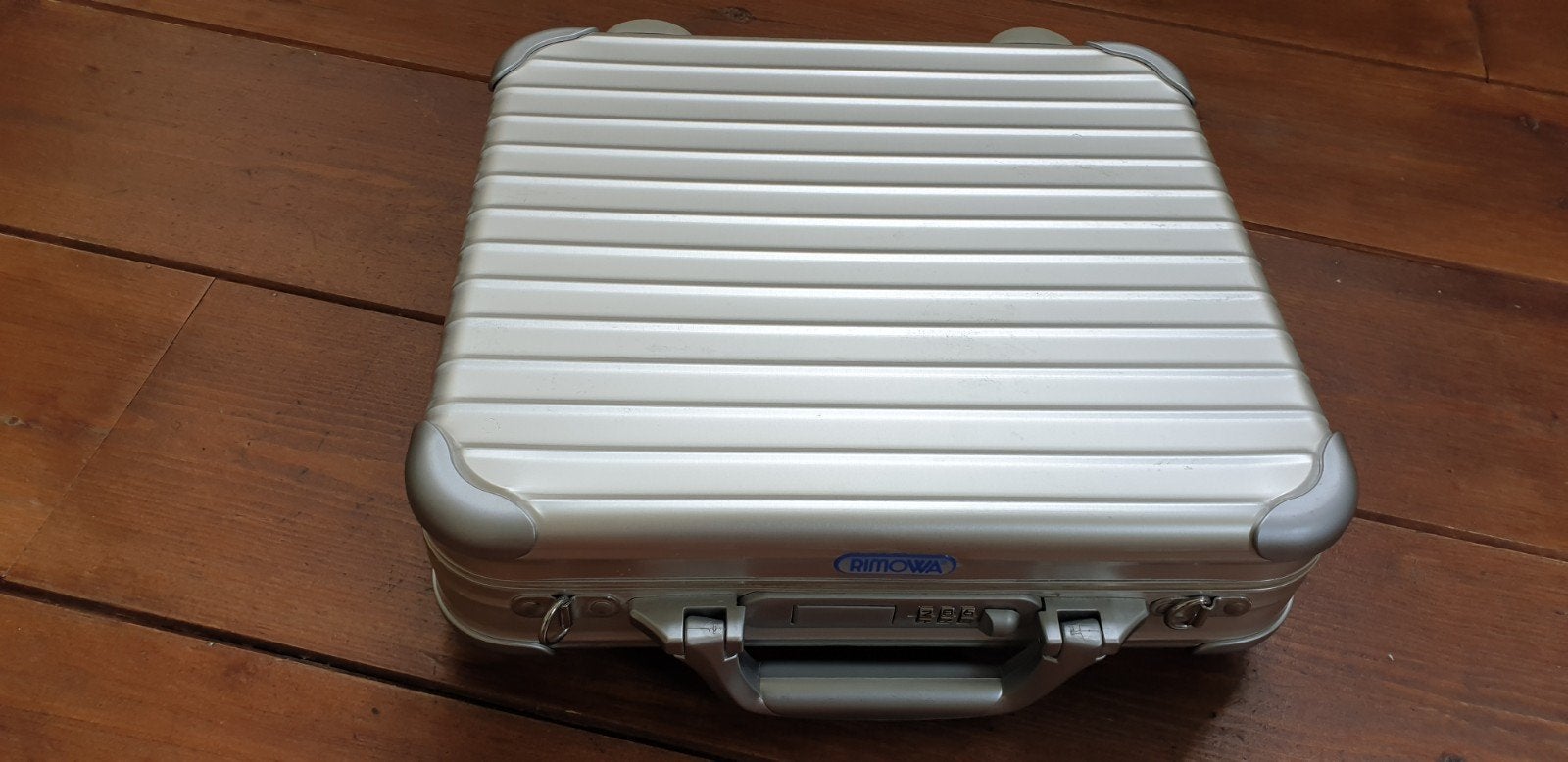 Rimowa attachékoffertje zilver 40x20x55 met cijferslot, Ophalen, Zo goed als nieuw