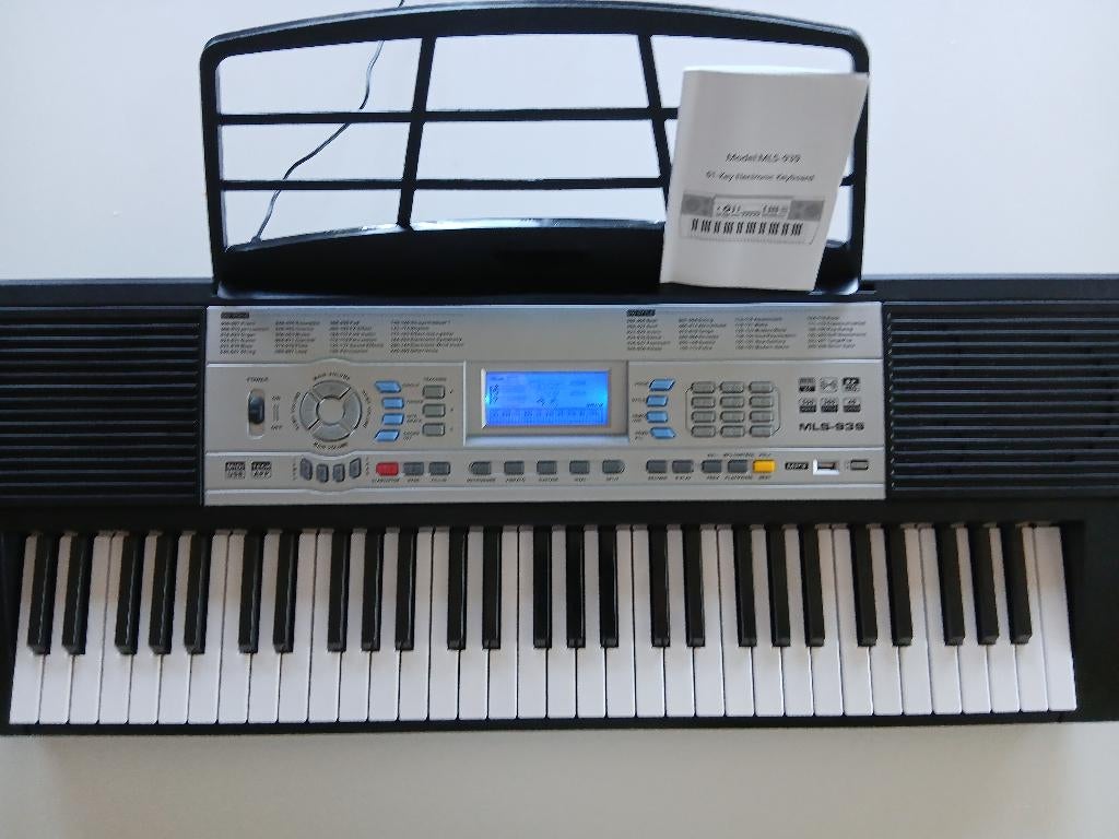 Keyboard. Gloednieuw en ongebruikt. Verkeerd besteld., 61 toetsen, Nieuw, Midi-aansluiting, Ophalen