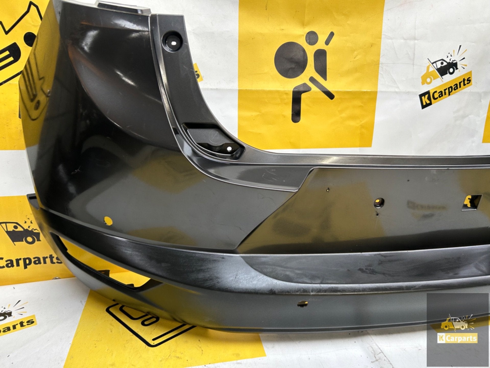 Mazda CX3-CX-3 Achterbumper 2014-2021 DK8A-50221 bumper, Gebruikt, Shinchi, Fuchu-Cho 3-1
730-8670  Hiroshima, Mazda Motor Corporation