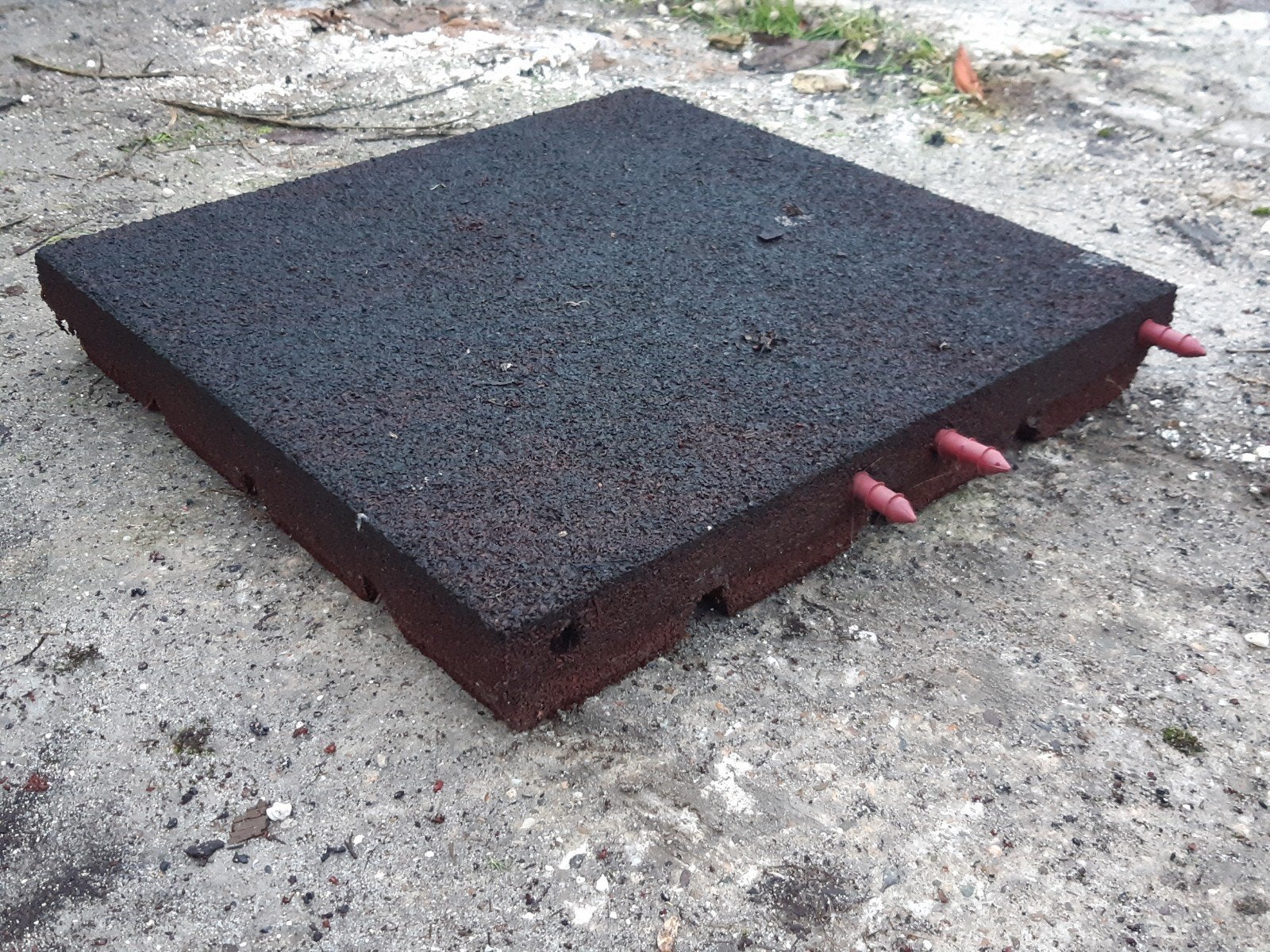 AANBIEDING: 88 rubber tegels 50x50x10. Van €4,95 nu €4,50, Ophalen, Gebruikt, -, -