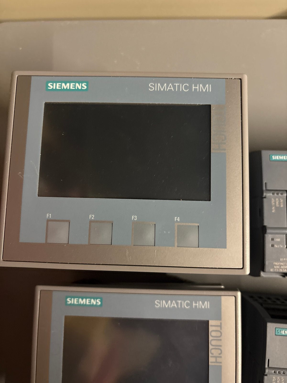 Diverse Siemens SIMATIC PLC en HMI onderdelen, Verzenden