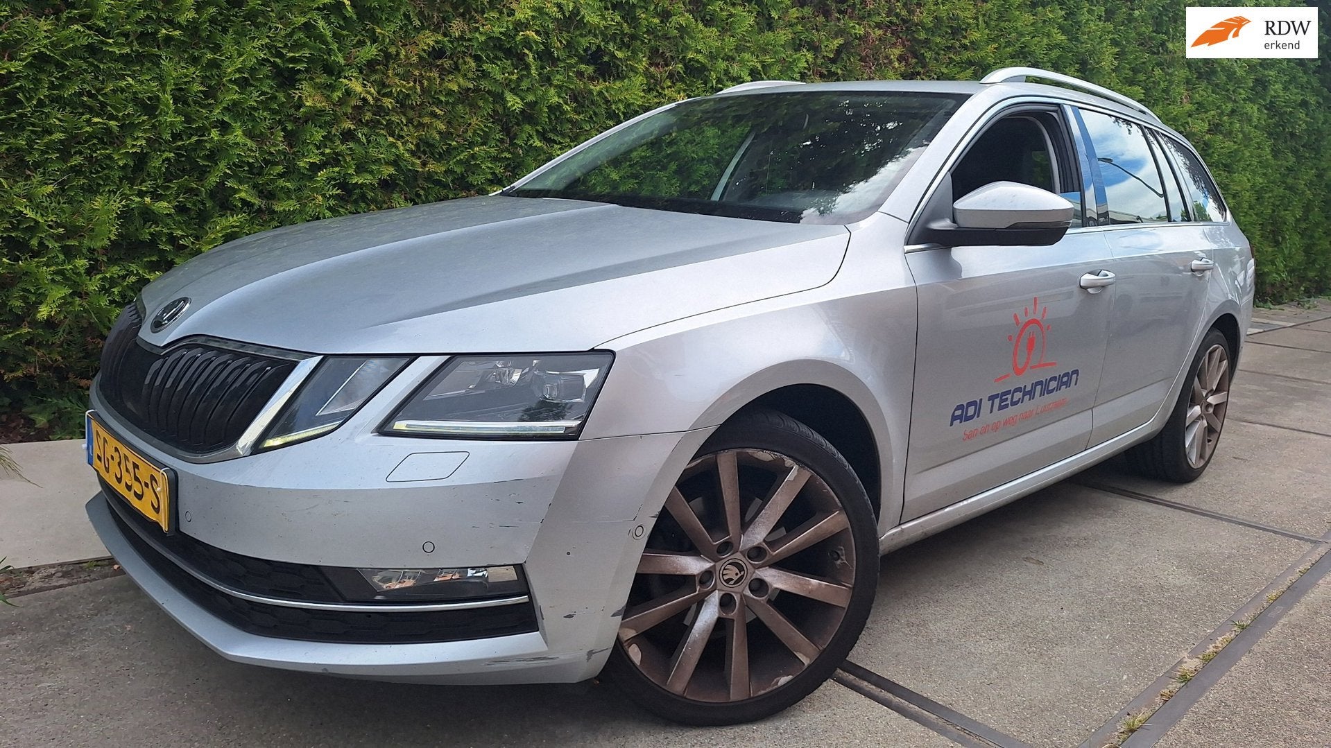 Skoda Octavia Combi 1.0 TSI Greentech Style Business, Voorwielaandrijving, Stof, Gebruikt, 49 €/maand