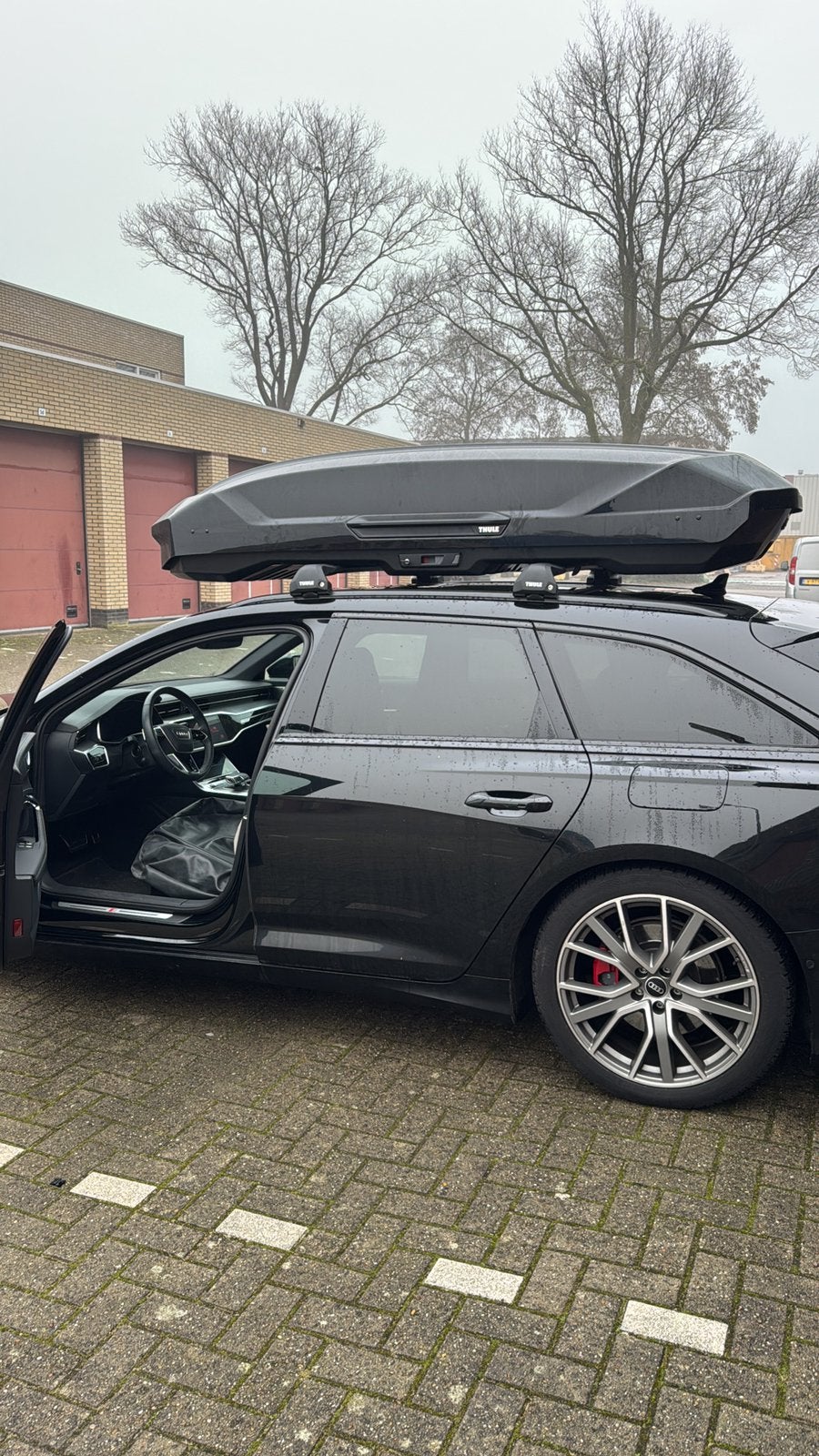 Thule Motion 3 XL Black Glossy, Ophalen, Zo goed als nieuw