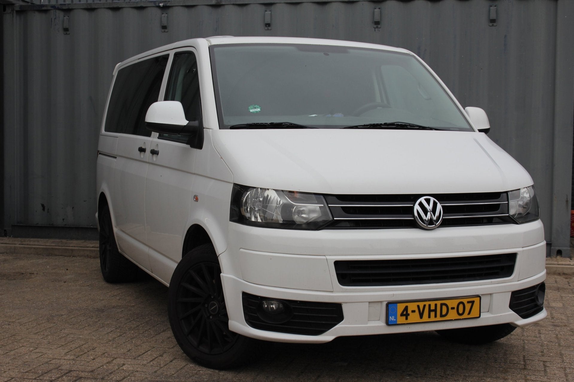 Volkswagen Transporter 2.0 TDI L1H2|Dubbel cabin | Navi Leer, Auto's, Voorwielaandrijving, Gebruikt, Zwart, 4 cilinders