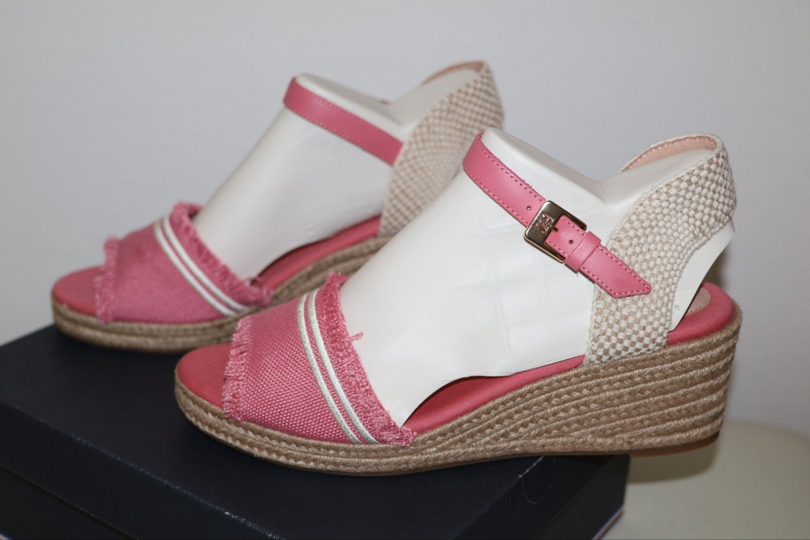 Nieuwe Tommy Hilfiger sandalen roze maat 42, NL, Nieuw, Roze, Tommy Hilfiger