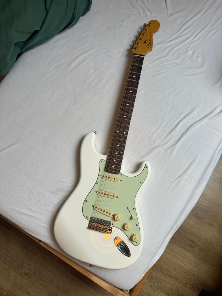 Vox Humana Stratocaster Stoner met upgrades, Ophalen, Zo goed als nieuw, Solid body, Overige merken