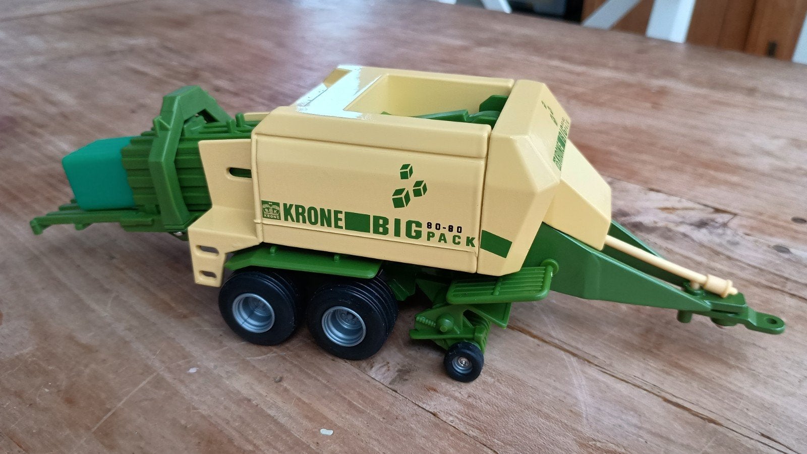 Krone Big Pack 80-80 grootpakpers van Britains, Ophalen of Verzenden, Nieuw, Tractor of Landbouw, Britains