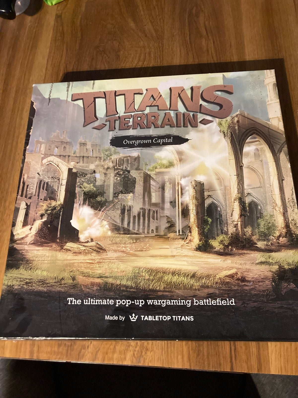 Titans Terrain Overgrown Capital - Pop-up Wargaming Battlefi, Hobby en Vrije tijd, Ophalen of Verzenden, Zo goed als nieuw, Overige soorten