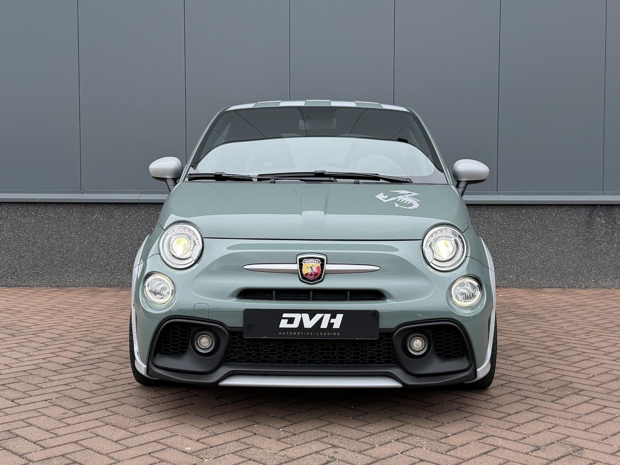Abarth 695 1.4 T-Jet Anniversario 70 1e EIGENAAR | BTW | DEA, Auto's, 15 km/l, Gebruikt, Euro 6, 4 cilinders
