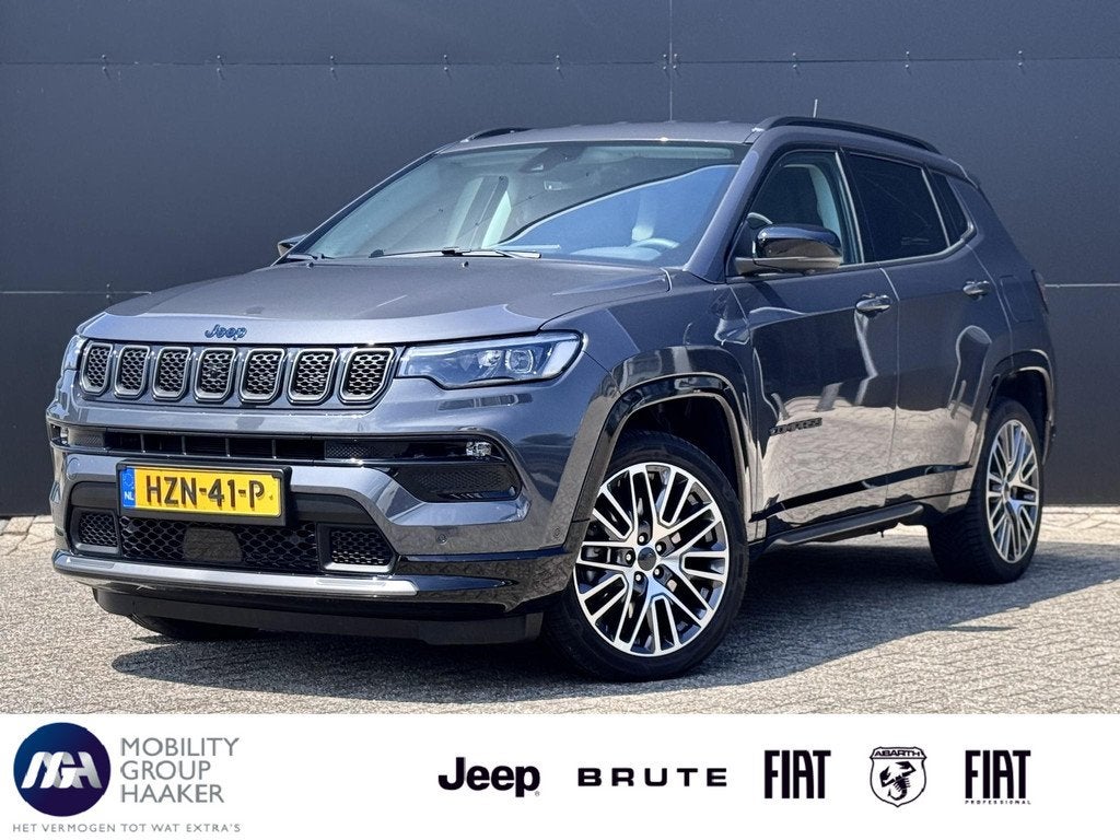 Jeep Compass 4xe 240 Plug-in Hybrid Electric Summit | Stoelv