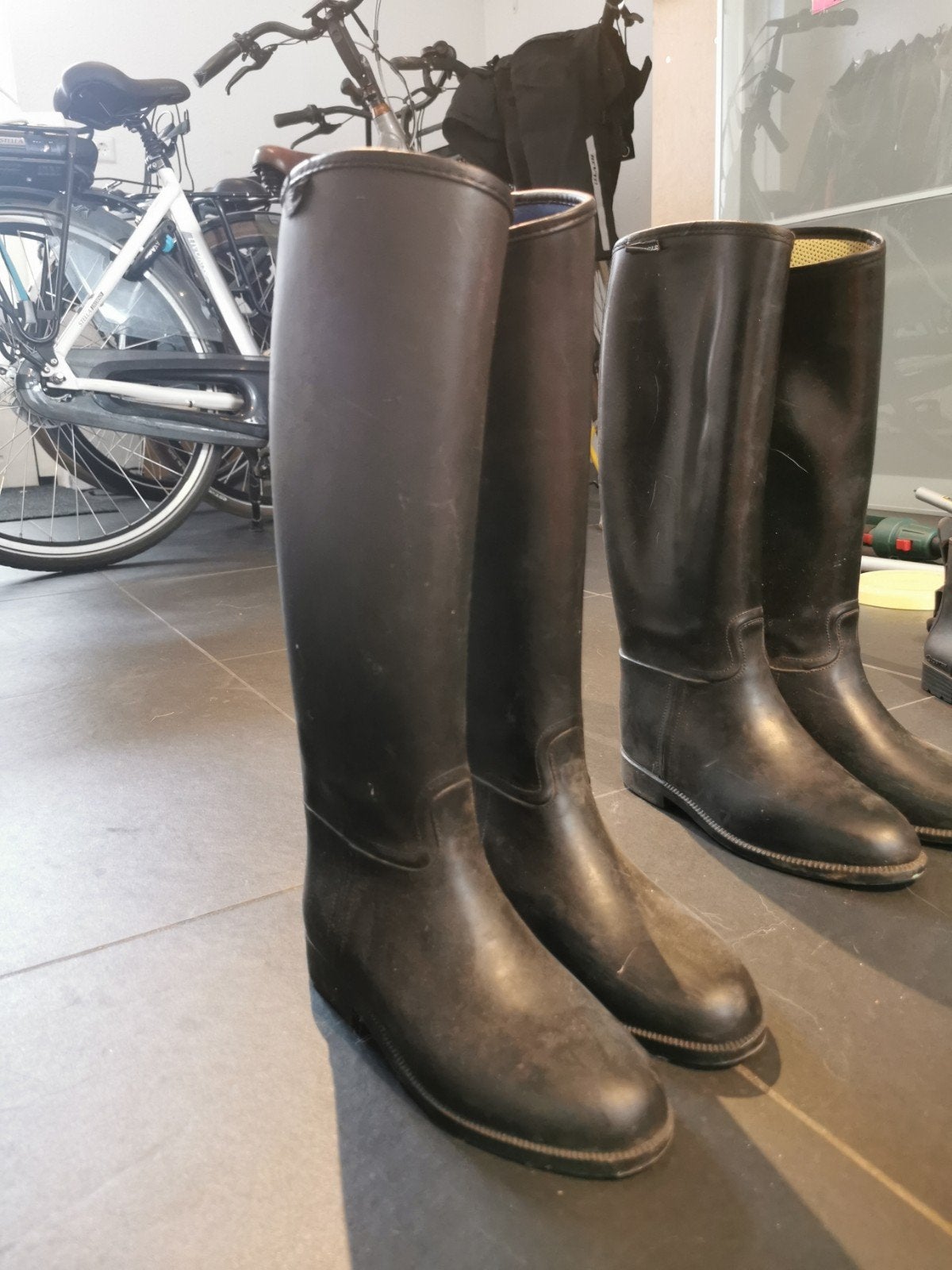 Heel veel paardrijdspullen en kleding tekoop!, Dieren en Toebehoren, Paardrijkleding, Kinderen, Ophalen of Verzenden, Veelzijdigheid