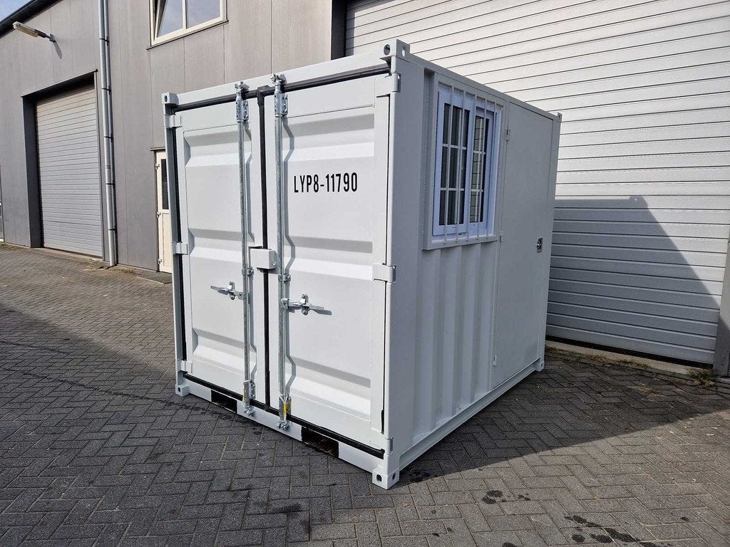 LYPU - 2025 - 8ft - zeecontainer met zijdeur en raam