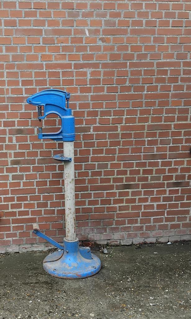 Vintage VLC Handpers / Oogjespers - Blauw, Antiek en Kunst, Antiek | Gereedschap en Instrumenten, Ophalen