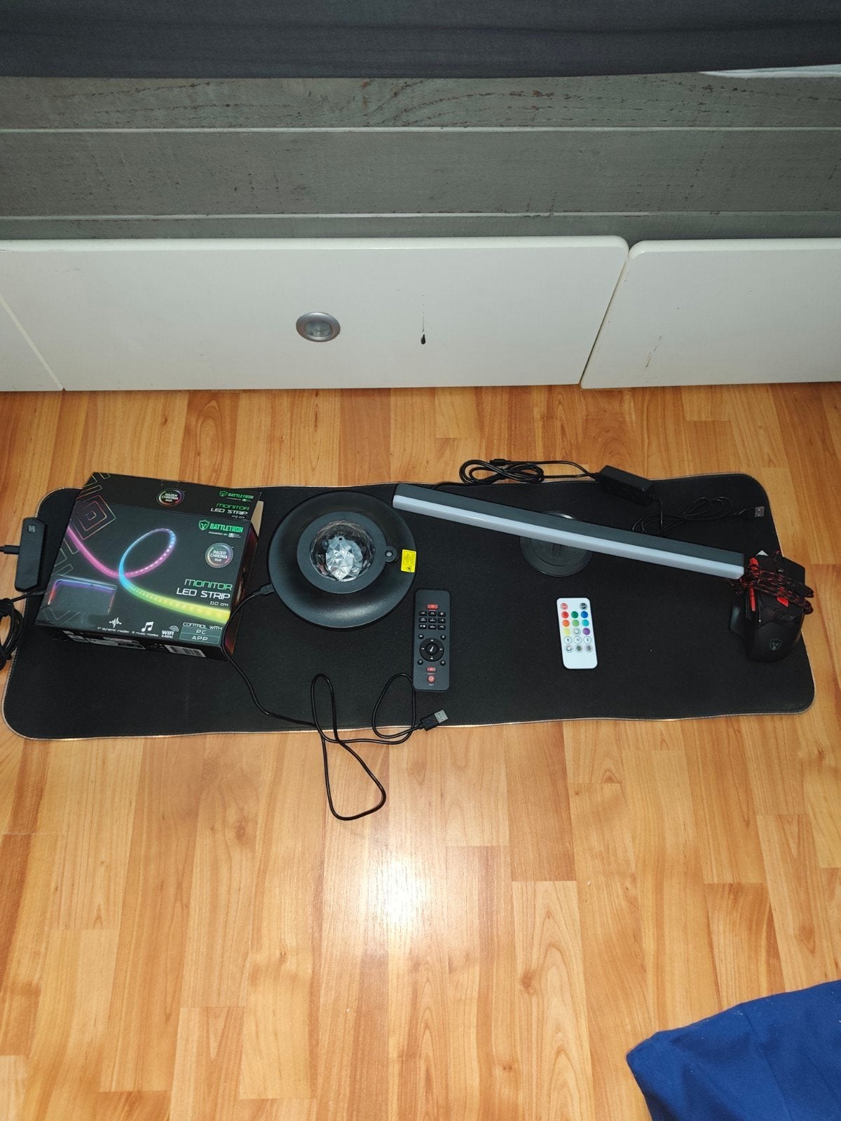 Gaming muis + muismat + rgb lichten + speaker, Ophalen, Rechtshandig, Muis, Battlettron