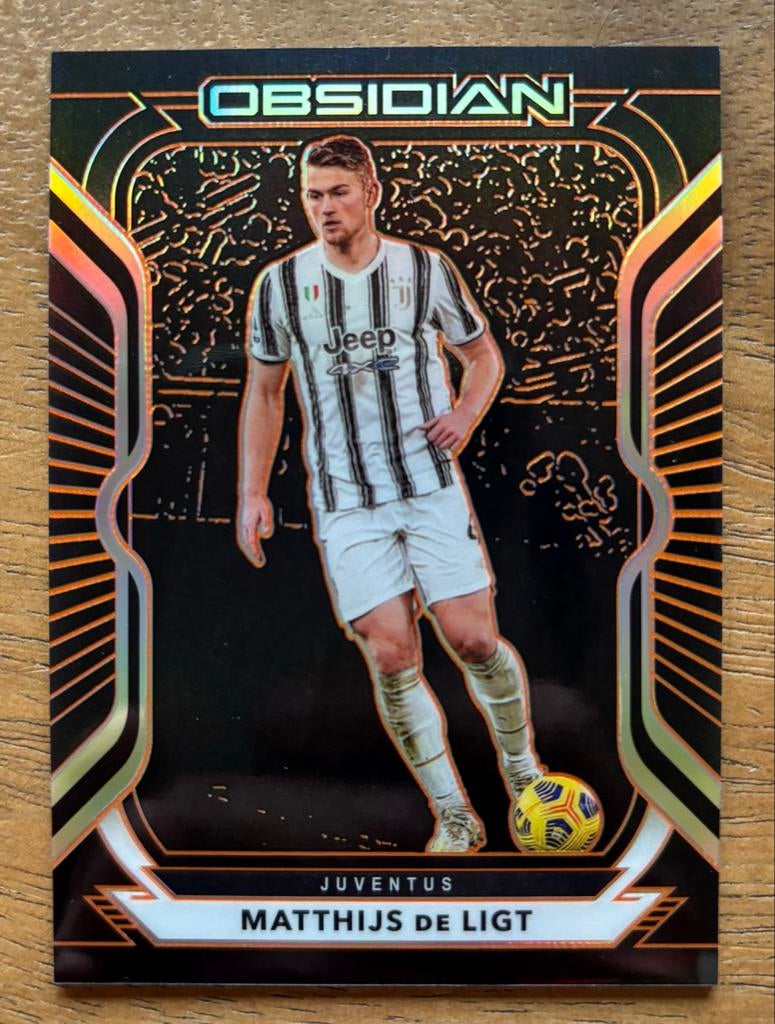 Matthijs de Ligt Panini Obsidian Soccer Kaart Juventus /50, Ophalen of Verzenden, Zo goed als nieuw, Buitenlandse clubs, Spelerskaart