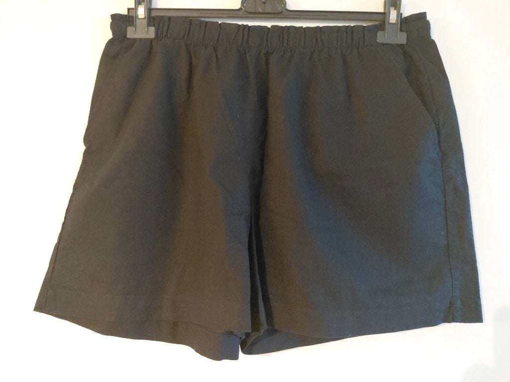 Korte broek mtM zwart, Maat 38/40 (M), Kort, Zwart, Ophalen of Verzenden